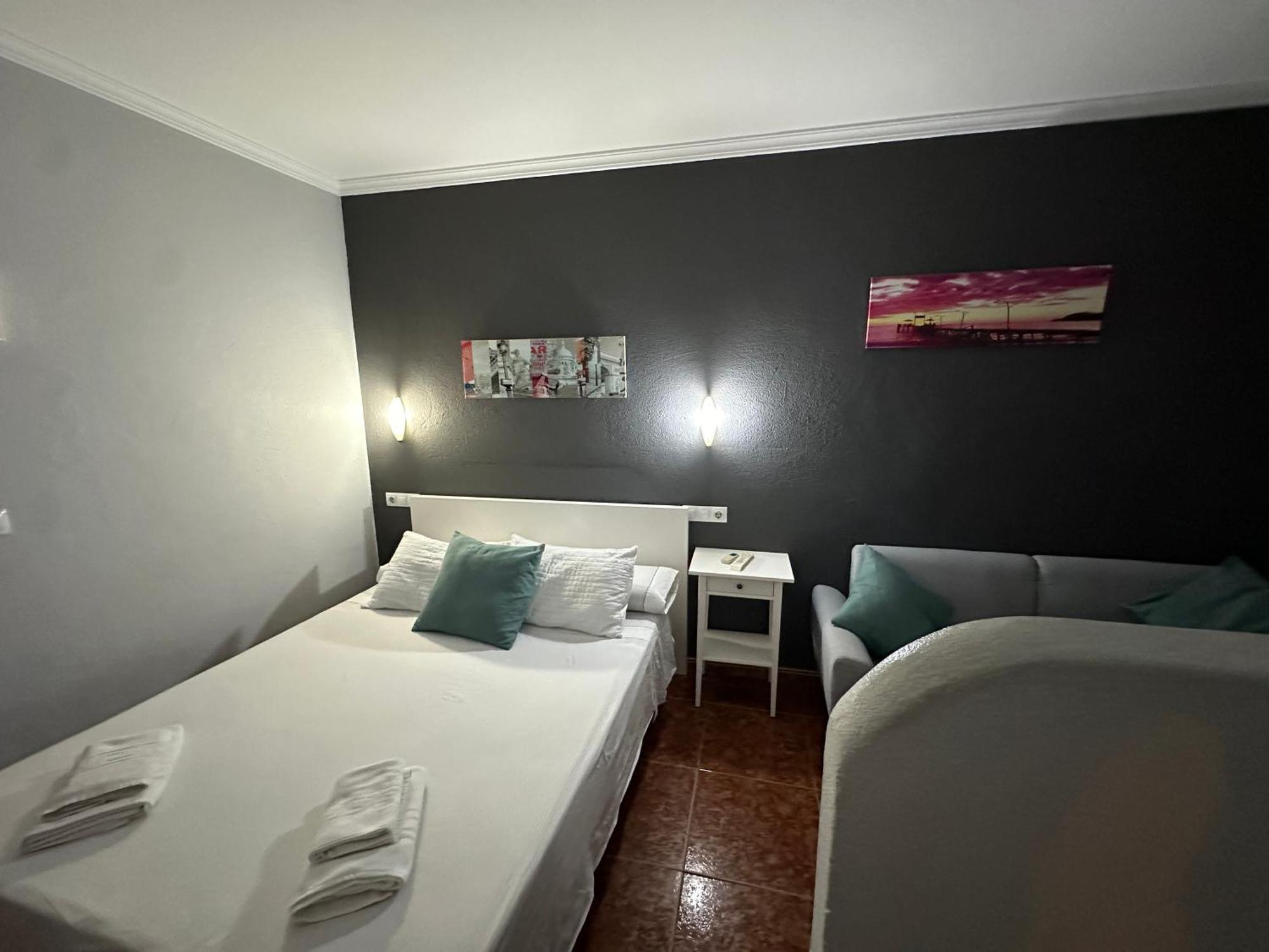 Hostal Tarik Hotel Tarifa Luaran gambar